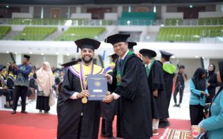 UMS dukung pendidikan global, mahasiswa Palestina dan Yaman raih gelar magister