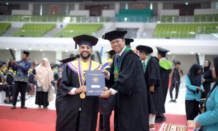 UMS dukung pendidikan global, mahasiswa Palestina dan Yaman raih gelar magister