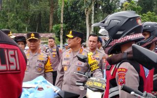 Polri membantu kebutuhan pendidikan anak terdampak bencana di Sumbar