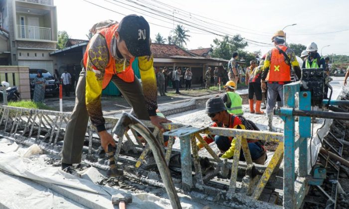 Pemprov Jateng sebutkan total pembenahan jalan-jembatan 2.440,12 kilometer