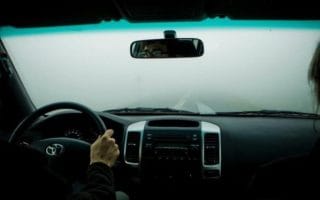 Sering Salah, Ini Pengaturan AC Mobil yang Tepat untuk Hilangkan Embun