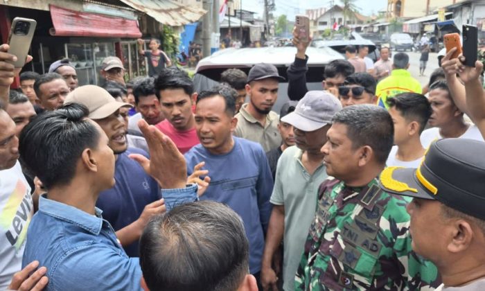 TNI membubarkan aksi pembawa bendera GAM dan amankan senjata api