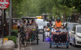 Dishub mencatat dua juta lebih kendaraan keluar-masuk DIY
