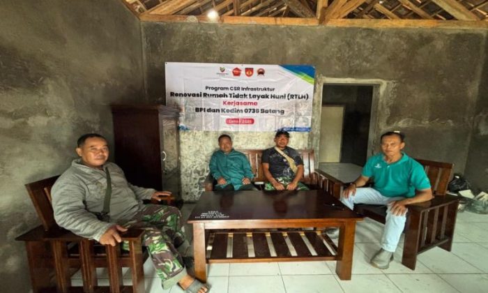PLTU-Kodim Batang serahkan bantuan renovasi dua RTLH