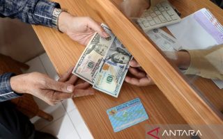 Rupiah ditutup menguat 91 poin pada Rabu sore