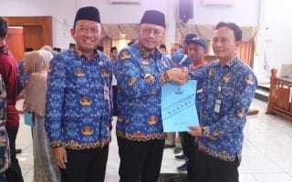 18 ahli waris terima santunan di Tasyakuran HUT ke-54 KORPRI Kota Tegal