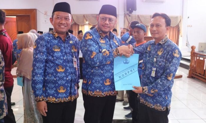 18 ahli waris terima santunan di Tasyakuran HUT ke-54 KORPRI Kota Tegal