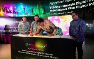 Indosat, Arsari Group, dan Northstar Group bentuk platform serat optik digital
