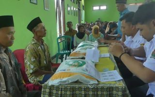 Bulog Magelang menyalurkan bantuan pangan pada 469.217 penerima