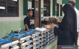 Puluhan SPPG di Kudus tetap menyuplai MBG ke sekolah selama liburan