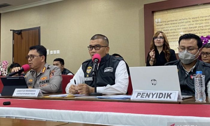 Dua mantan pejabat ESDM jadi tersangka korupsi pengadaan PJUTS