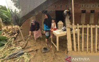 Ratusan korban banjir di Bireuen butuh tenda pengungsian