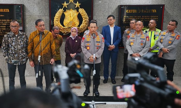 Kapolri menegaskan Polri terbuka dan terus melakukan perbaikan