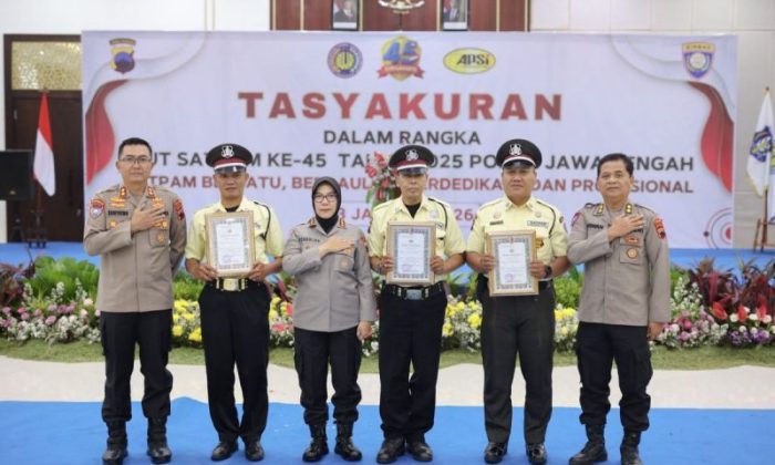 Satpam UMS dapat apresiasi di HUT Satpam Jateng ke-45 usai bantu Polri ungkap kasus pencurian motor