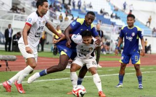 Arema putus tren negatif di kandang dengan libas Persik 2-1