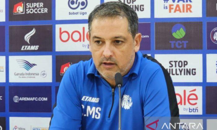 Pelatih Arema: Semua pemain bagian penting untuk misi tampil konsisten
