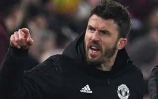 Michael Carrick Kembali ke Man United, Roy Keane Nyinyir: Istrinya Selalu Ikut Campur