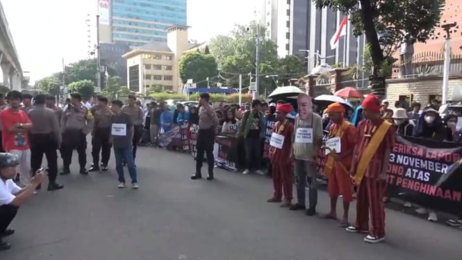 Polri Didesak Usut Kasus Candaan Pandji Pragiwaksono soal Adat Toraja