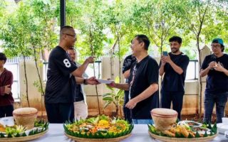 Reuni Denny Siregar dan Rudi Soedjarwo Hadirkan Film Tanah Runtuh, Semesta Emosional Baru yang Lebih Sunyi