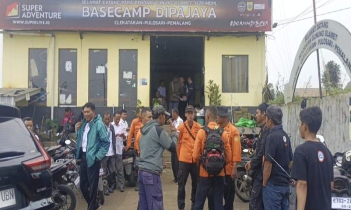 Kondisi cuaca jadi kendala evakuasi korban hilang di Gunung Slamet