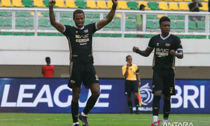 Dewa United lanjutkan tren kemenangan, hajar Arema FC 2-0