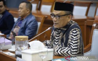 Komisi X DPR dorong perbaikan bertahap kesejahteraan guru honorer