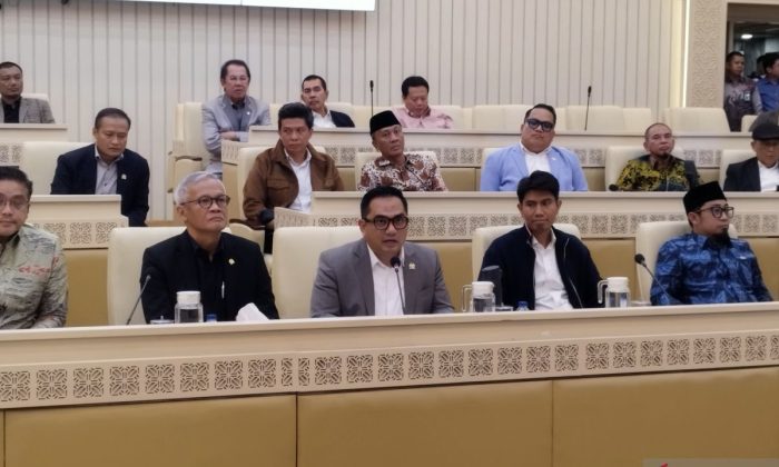 Komisi II DPR sepakati 9 nama Anggota Ombudsman 2026-2031