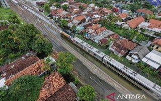 Jalur rel PekalonganSragi kembali dilalui kereta api dengan kecepatan terbatas