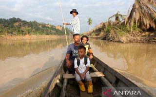 Bupati Temanggung melepas bantuan Rp1,24 miliar ke Aceh Tamiang
