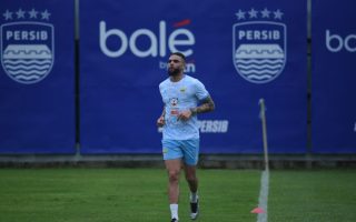 Layvin Kurzawa jalani latihan perdana bersama Persib