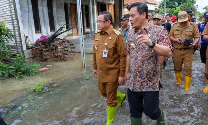 Gubernur Jateng belum tetapkan status darurat bencana karena masih terkendali