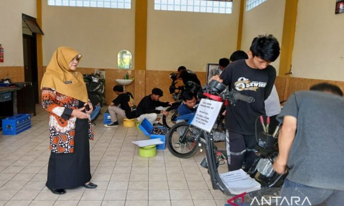 Pemkab Temanggung mengalokasikan Rp300 juta untuk pelatihan keterampilan