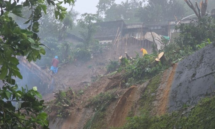 Tiga rumah terdampak tanah longsor di Kudus