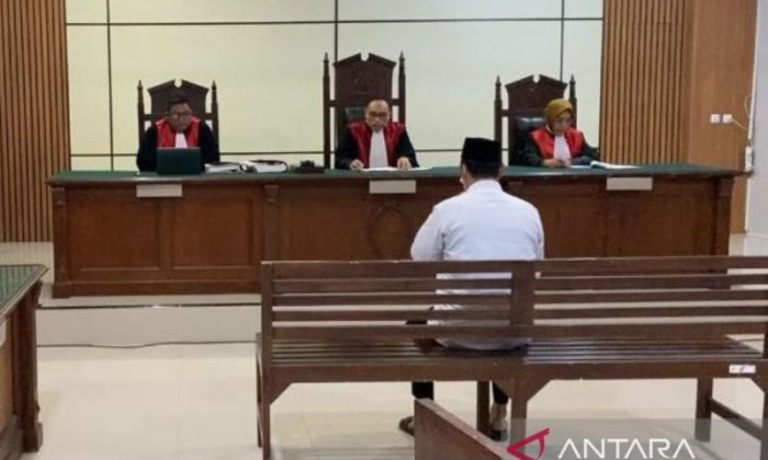 Anggota DPRD Kudus terdakwa kasus judi dihukum kerja sosial