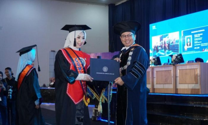 UAD mewisuda 674 lulusan