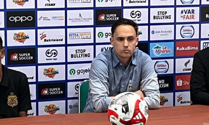 Paul Munster sangat tak terima Borneo bisa cetak dua gol mudah