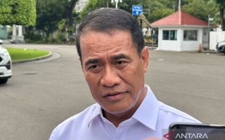 Mentan minta Menkeu menambah anggaran bagi Bulog untuk sewa gudang