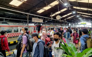 KAI memperkuat mobilitas aglomerasi Jawa Tengah lewat layanan kereta api
