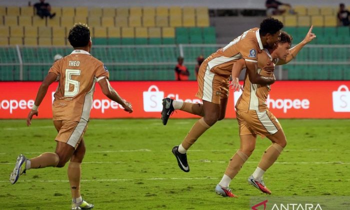 Dewa United tundukkan PSM Makassar 2-0