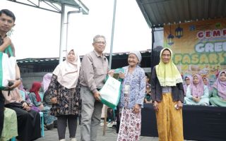 Pemkab Sleman menggelar Grebeg Pasar Takjil di lima pasar tradisional