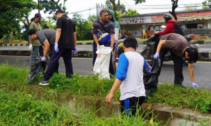 Pemkab Bantul menggiatkan bersih lingkungan untuk budayakan gerakan Bantul ASRI