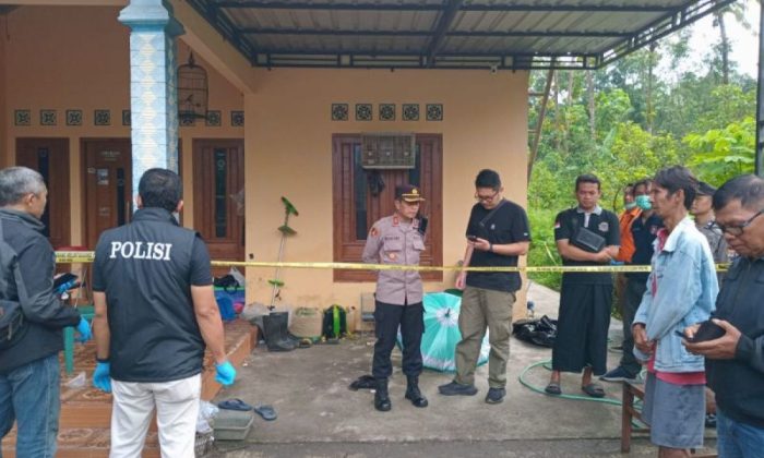 Polres Bantul olah TKP tindak pidana pembunuhan di Sedayu