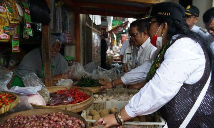 TPID DIY mengimbau masyarakat tidak melakukan aksi borong bahan pokok