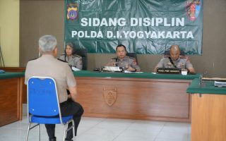 Polda DIY menjatuhkan sanksi demosi kepada mantan Kapolresta Sleman
