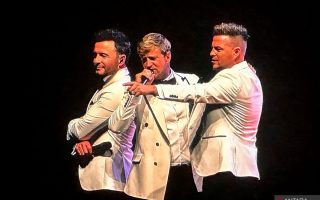 Bernostalgia bersama Westlife dalam konser "A Gala Evening"