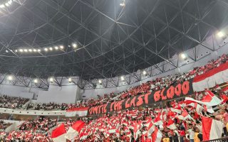 Jelang pertandingan final, Ribuan suporter Indonesia "merahkan" Indonesia Arena