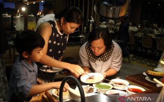 Makanan tinggi gula tak disarankan dikonsumsi saat sahur