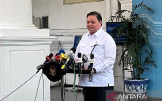 Prabowo minta konversi PLTD ke PLTS dipercepat imbas harga minyak naik
