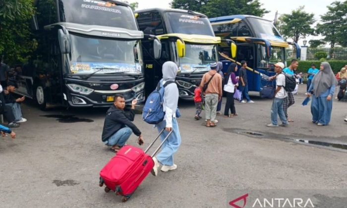 Kemenhub berengkatkan 4.270 peserta arus balik gratis memakai 100 bus