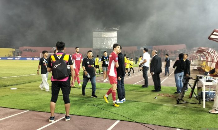 Semen Padang menahan imbang 10 pemain PSIM Yogyakarta